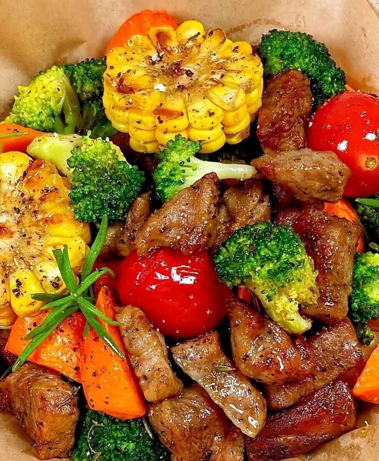Garlic Butter Steak Bites with Vegetables
