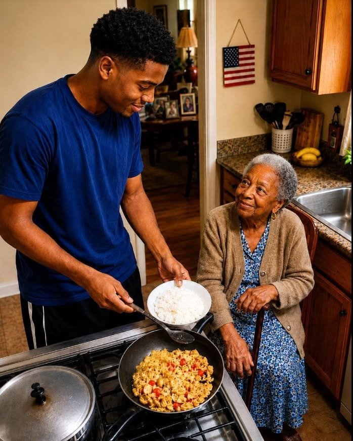 HE CLEANED A FORGOTTEN OLD WOMAN’S HOUSE FOR MONTH…
