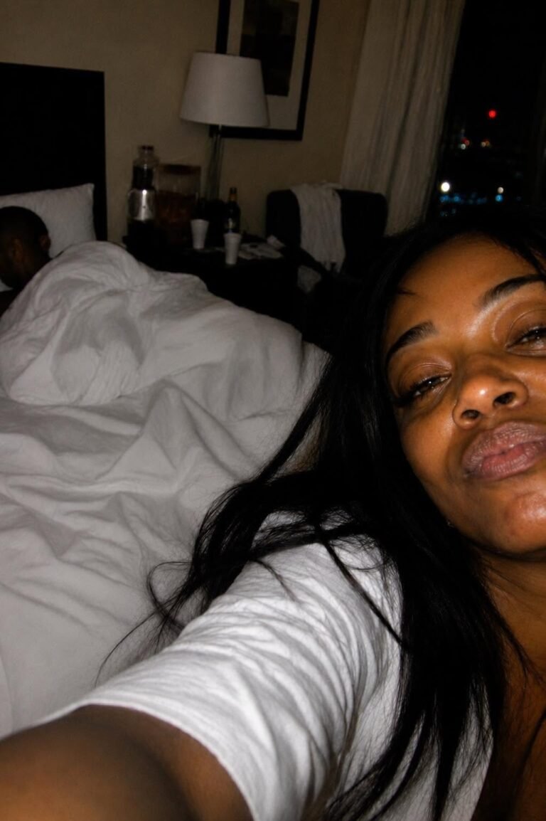 At 2:30 AM my husband’s mistress sent me a photo to hu:miliate me, but I forwarded it to the entire Board of Directors of his company.