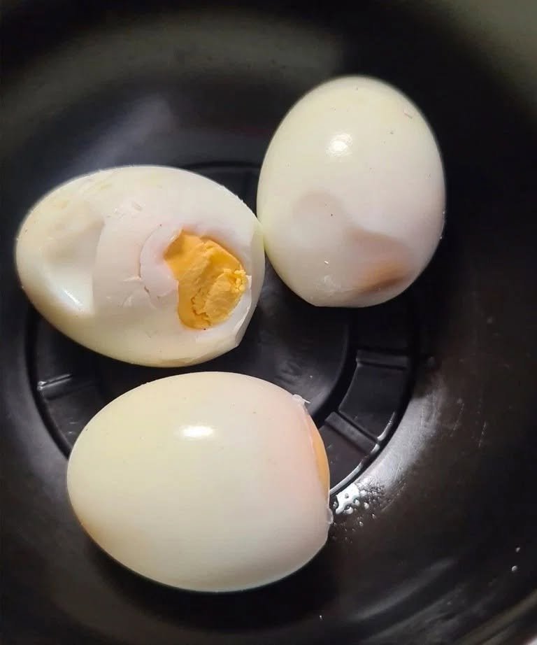 Doctors Reveal That Eating Eggs in the Morning Causes… (The Truth About Eggs, Cholesterol, and Your Health)
