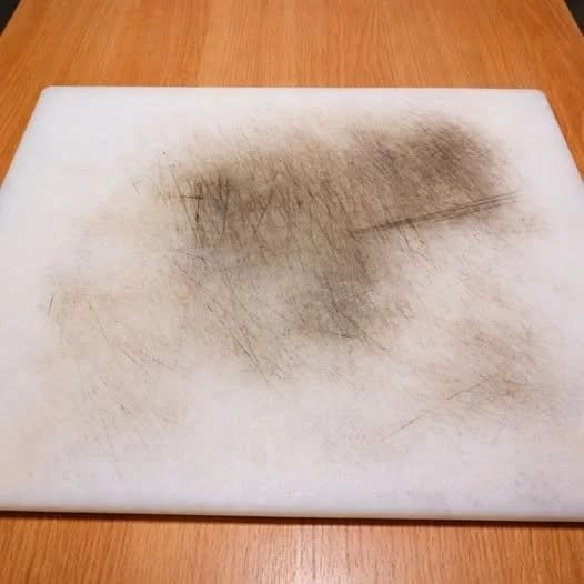Proven Ways to Clean Deeply Stained Plastic Cutting Boards
