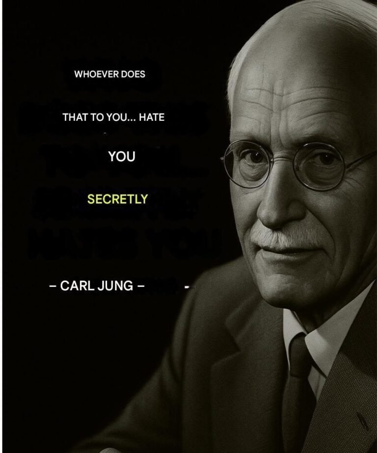 8 signs that someone secretly hates you, according to Carl Jung’s psychology