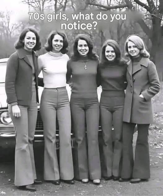 Enter in the 70’s: what detail immediately catches your eye?