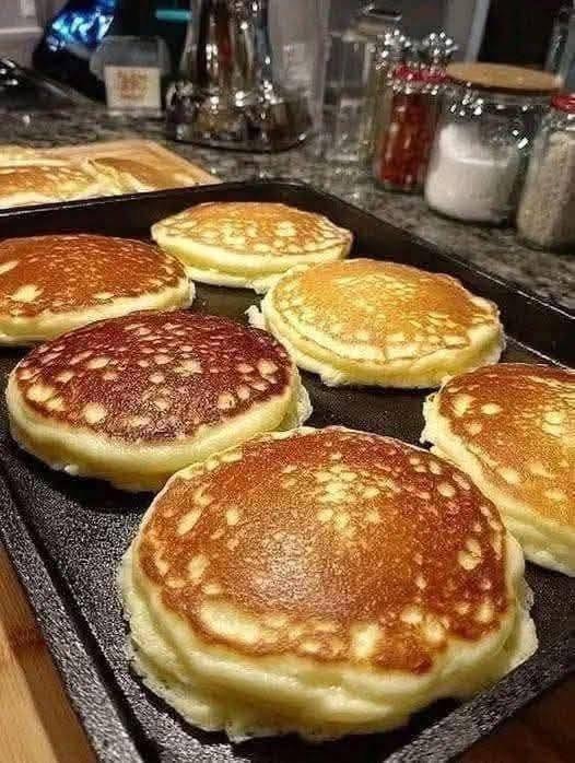OH my God , pancakes taste 1000 times better than the original , i’m so in love , never missing carbs again !! Recipe in First (c.o.m.m.e.n.t ) 